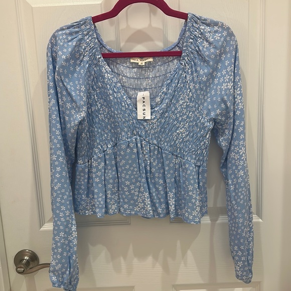 Super cute and comfy shirt! - Picture 1 of 3